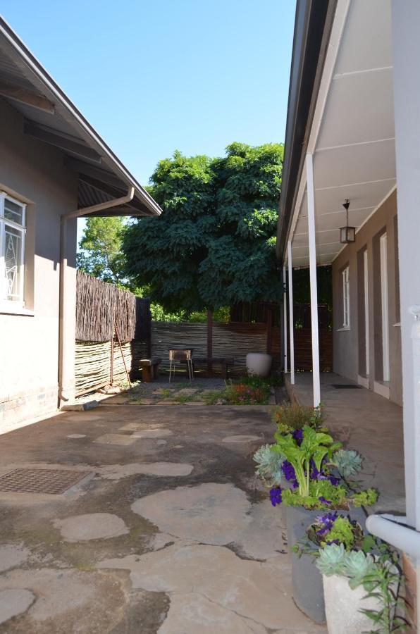 A & R Guesthouse Bloemfontein Buitenkant foto
